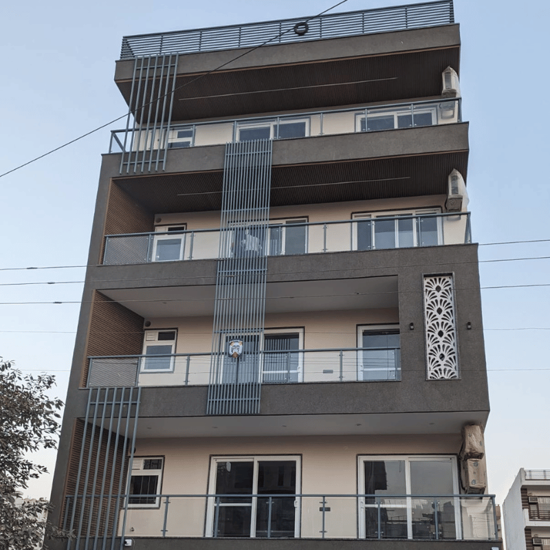 builder floor in south city 1